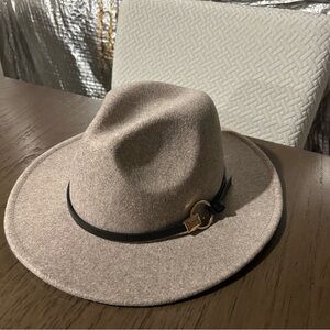 Tan/ Oatmeal Fedora Hat